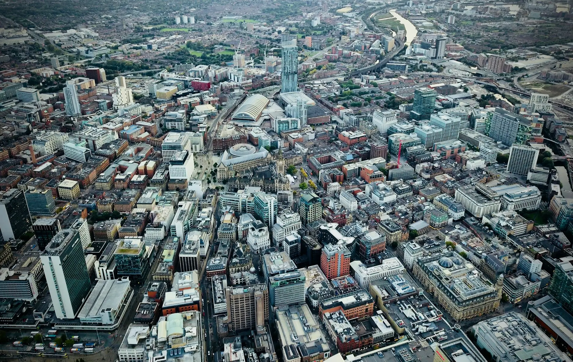 aerial image of manchester, a hub for north west healthcare staffing needs