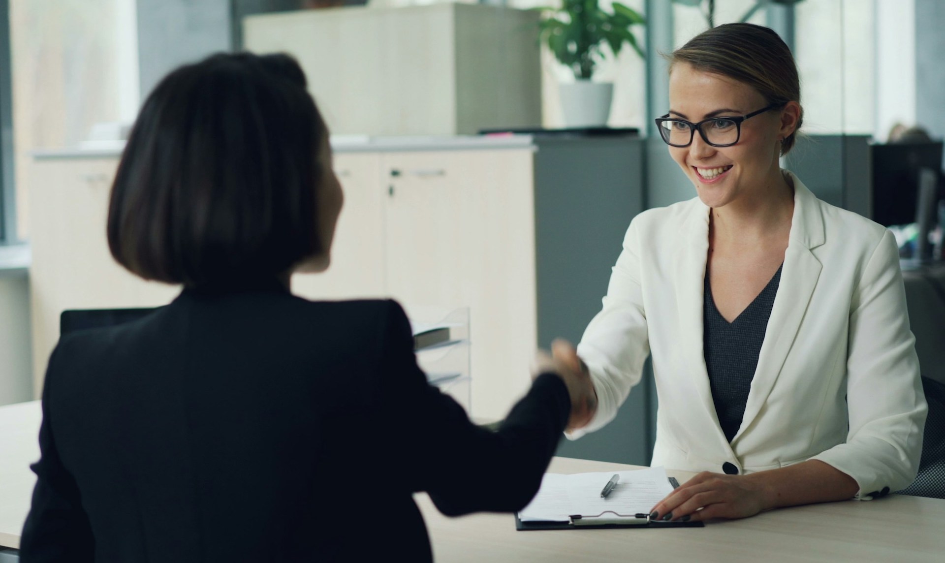 own-paye agency vs umbrella company